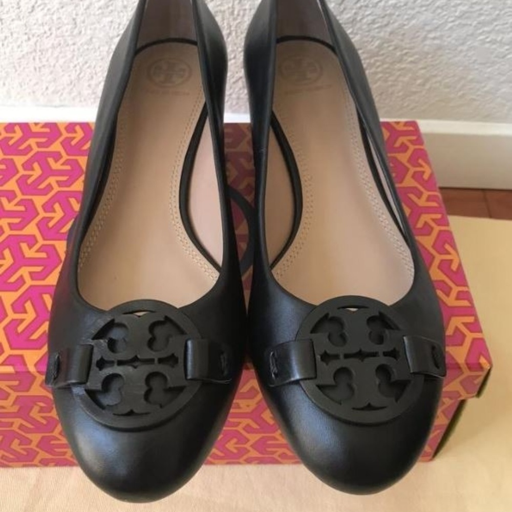 Tory Burch Miller Wedge Leather Black Size 7.5